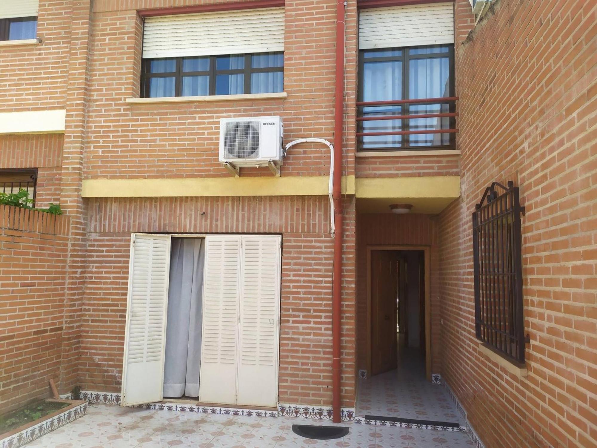 Room In Holiday House - Habitacion Privada Doble Toledo Las Nieves  Exterior photo