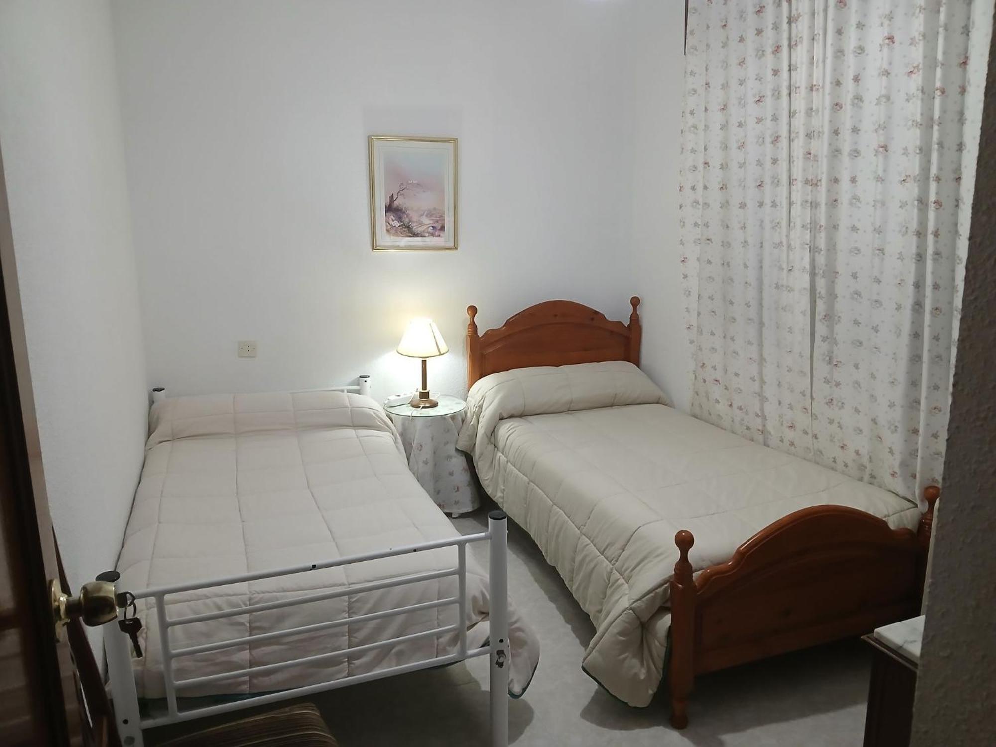 Room In Holiday House - Habitacion Privada Doble Toledo Las Nieves  Exterior photo